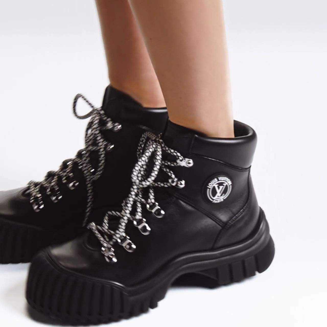 Louis Vuitton LV Ruby Flat Ranger Boot Black 1AAM5U Louis Vuitton LV Ruby Flat Ranger Boot Black 1AAM5U