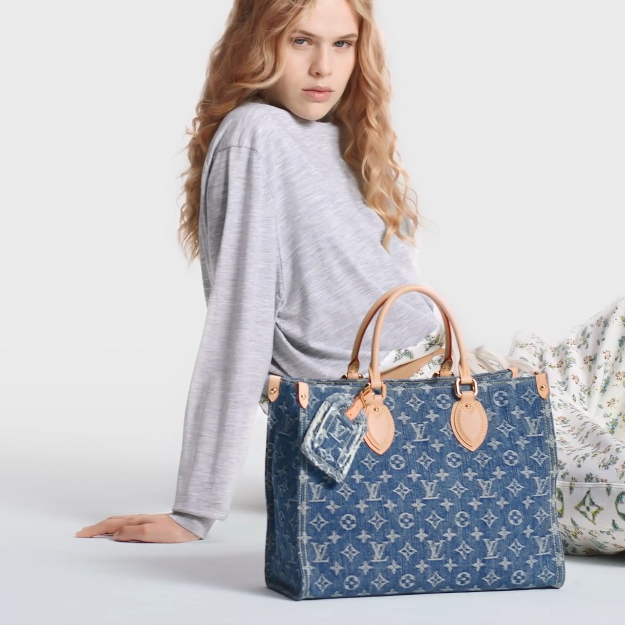 Louis Vuitton M46871 OnTheGo MM Denim Blue Louis Vuitton M46871 OnTheGo MM Denim Blue