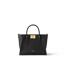 Louis Vuitton M21546 On My Side PM Black