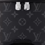 Louis Vuitton M46035 Discovery Bumbag PM